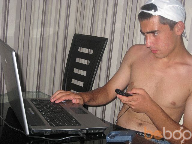  943854  Giorgi, 33 ,    