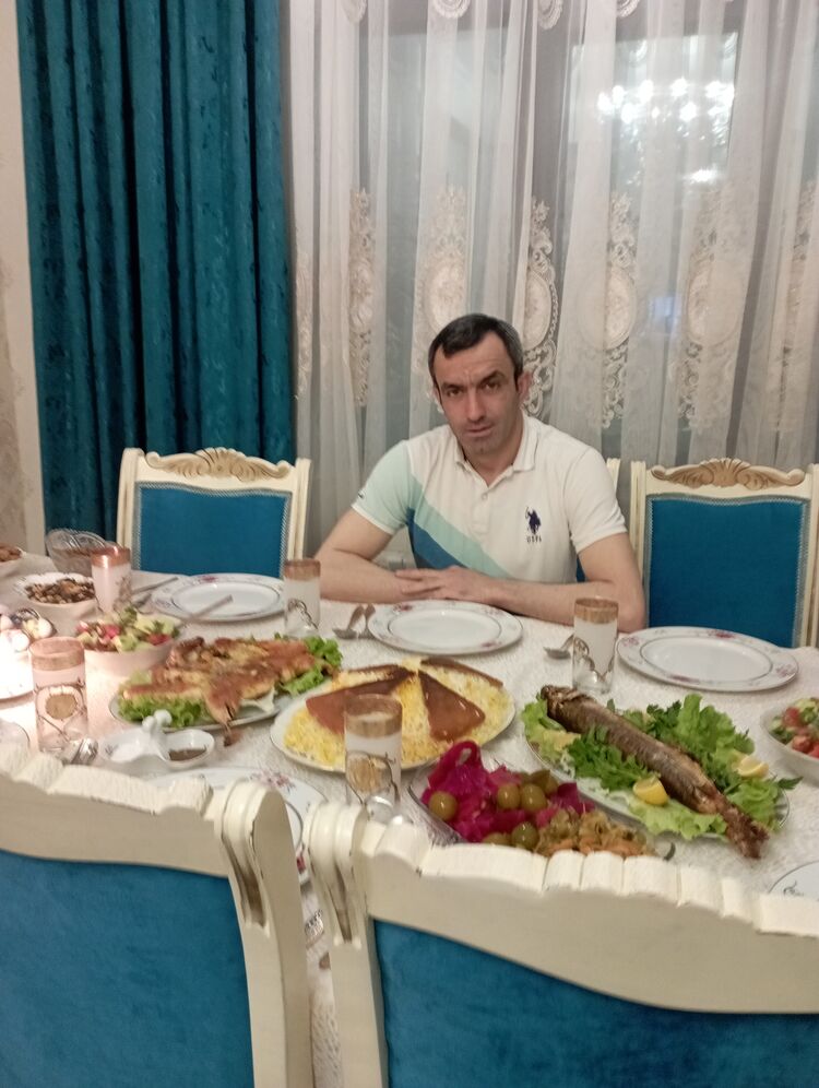  26705654  Emin, 47 ,    