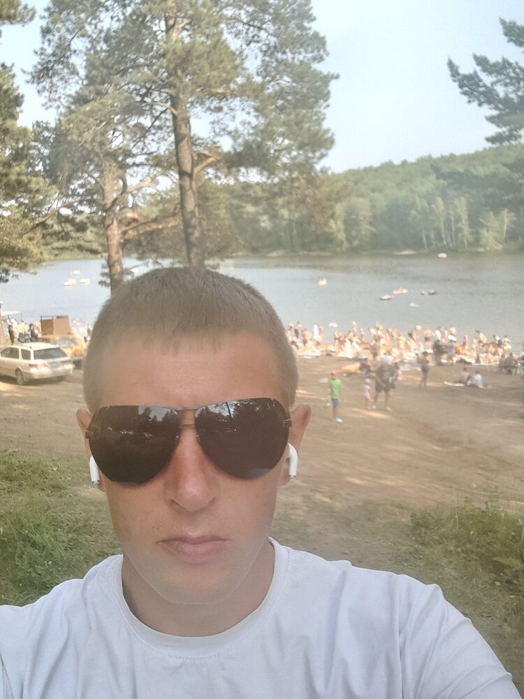  ,   Anatoly, 36 ,   ,   , c 