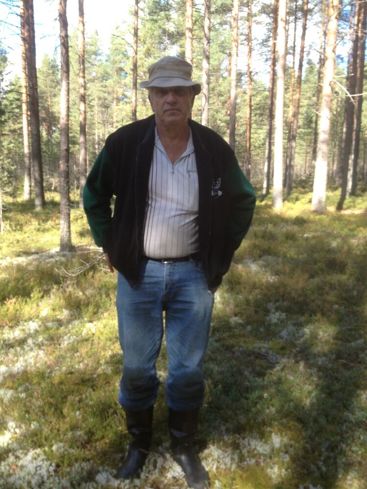  27256394  Sergey, 72 ,    -