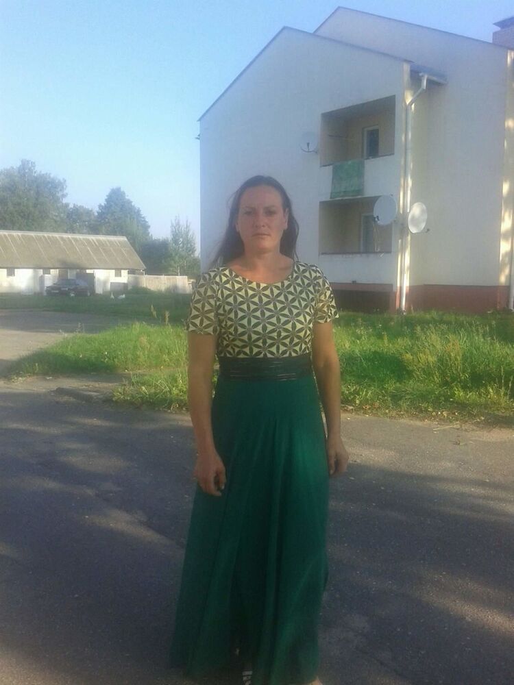  ,   Elena, 41 ,   ,   , c 