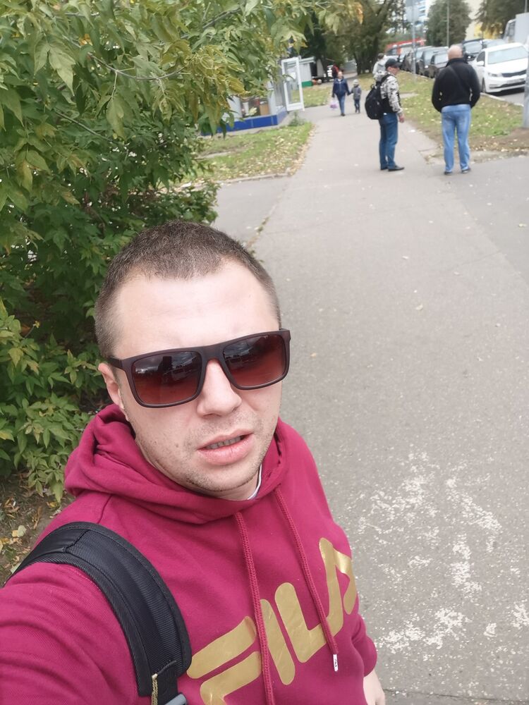  52751734  , 36 ,    