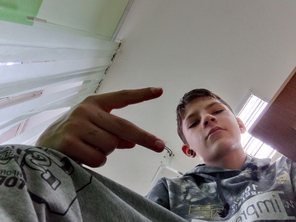 38952934  , 21 ,    