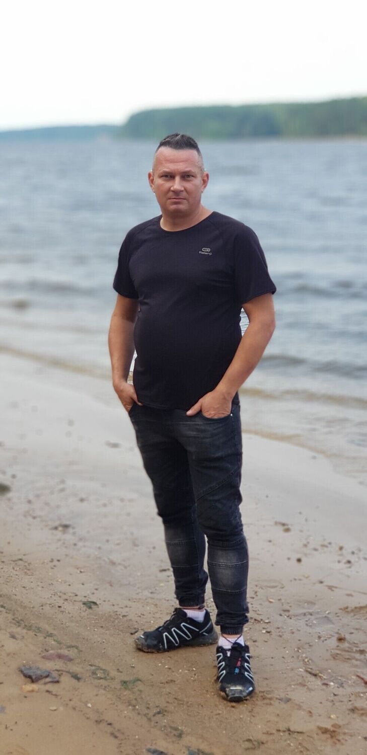  30599604  , 47 ,    -