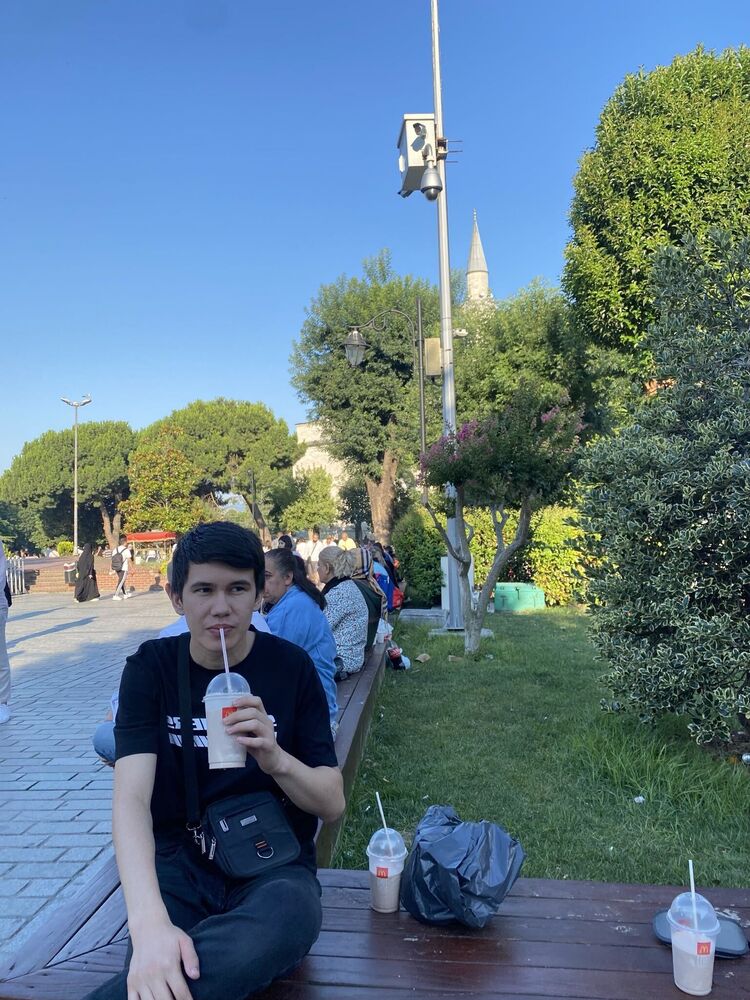  ,   Abuyefes, 21 ,  