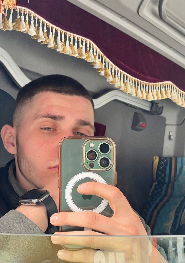  44933024  , 24 ,    