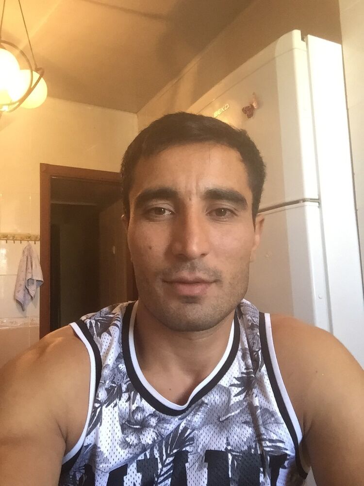  11518034  Real men, 36 ,    