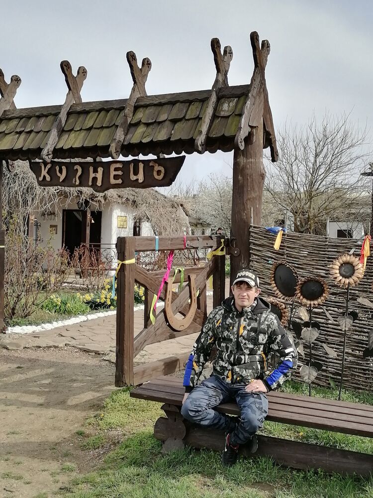  26708904  Denis, 34 ,    