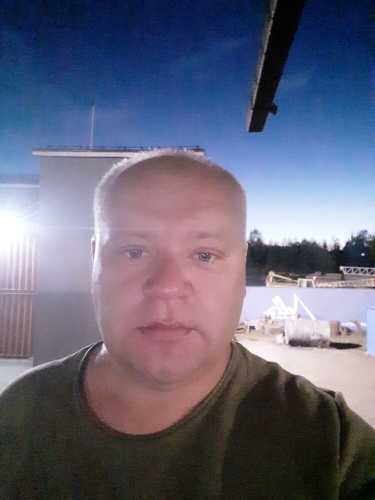  54478184  Artem, 40 ,    