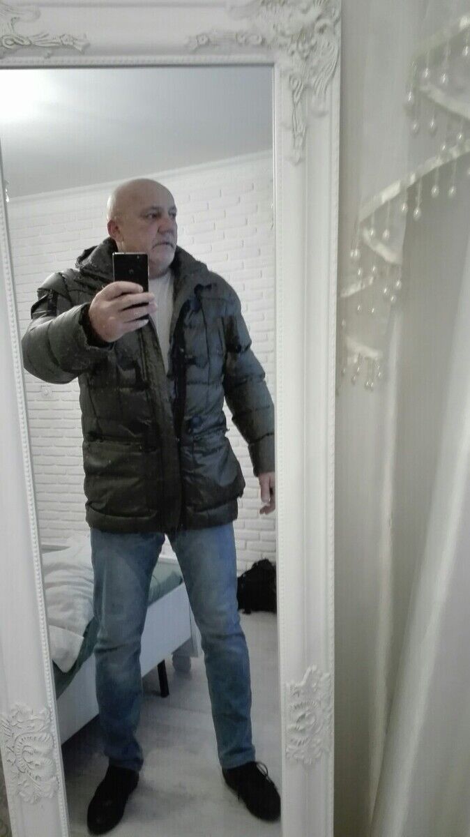  21589744  Rade, 61 ,    Backa Topola