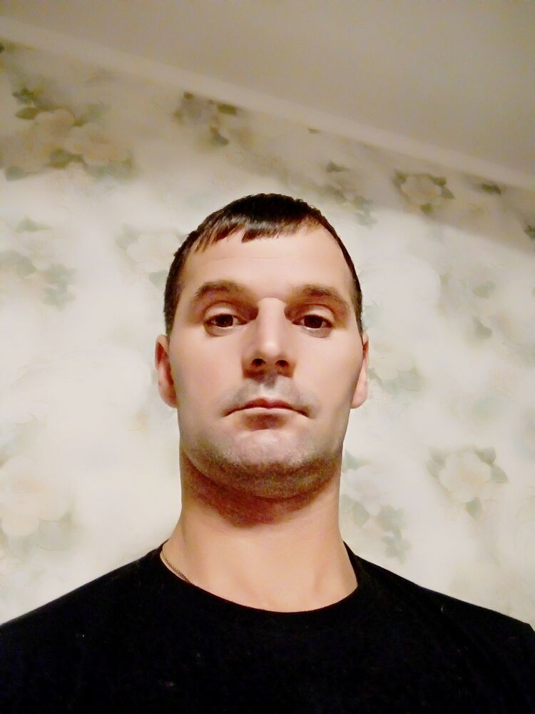  31520314  Ivan, 38 ,    