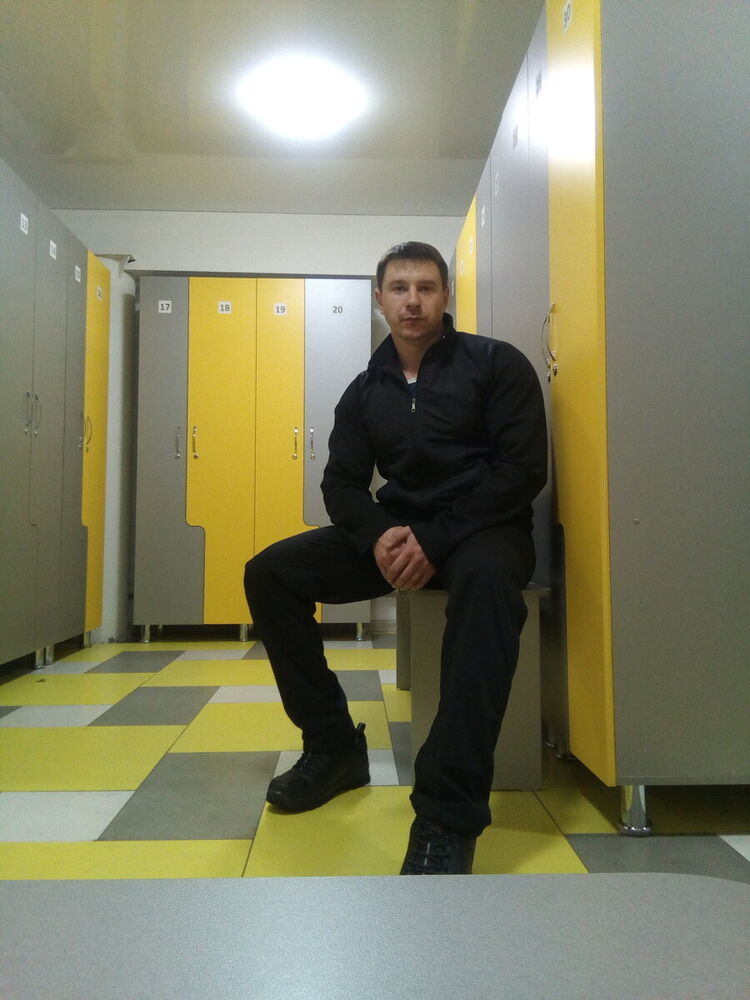  20772284  Sergei, 35 ,    -