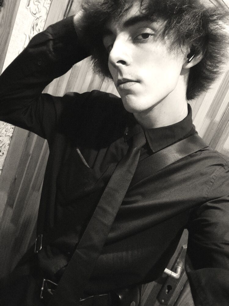  52963604  Vladimir, 21 ,    --