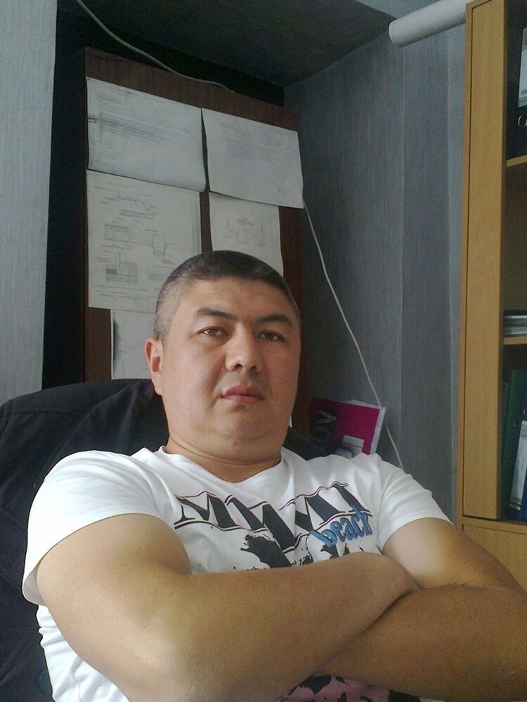  ,   Bek, 42 ,     , c 