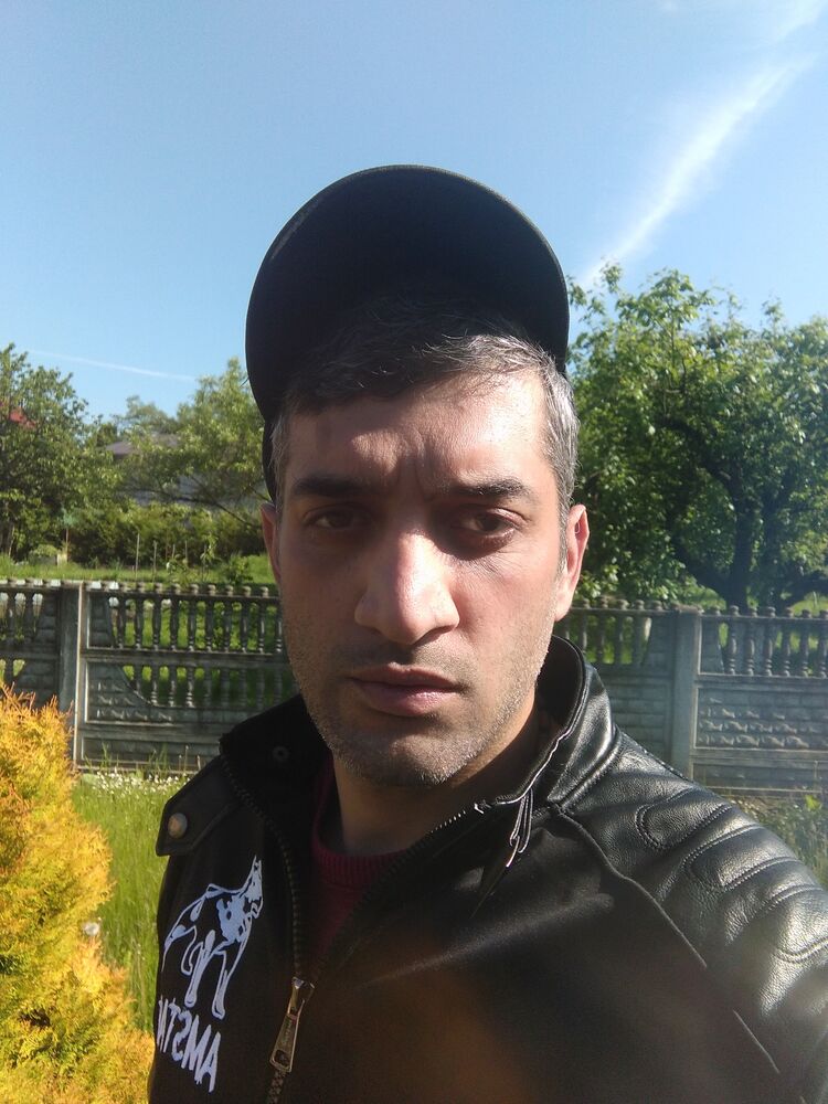  23311034  Giorgi, 40 ,    Bytow
