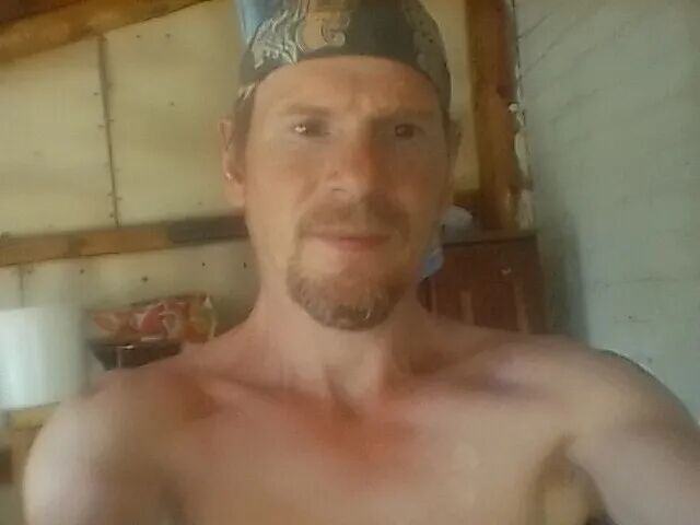  52022134  Oleg, 42 ,    