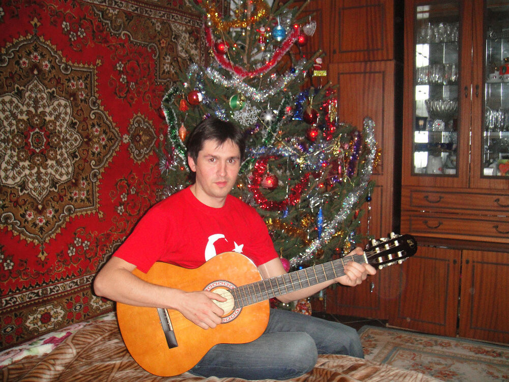  ,   Dorin, 44 ,   ,   , c 
