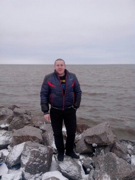  46852854  Askold, 39 ,    