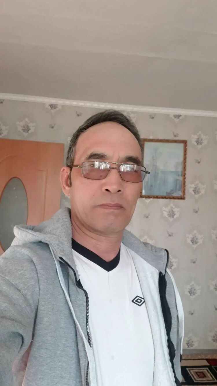  47080094  , 52 ,    