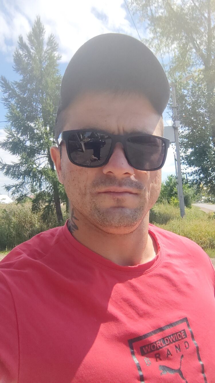  ,   Mirab, 33 ,  