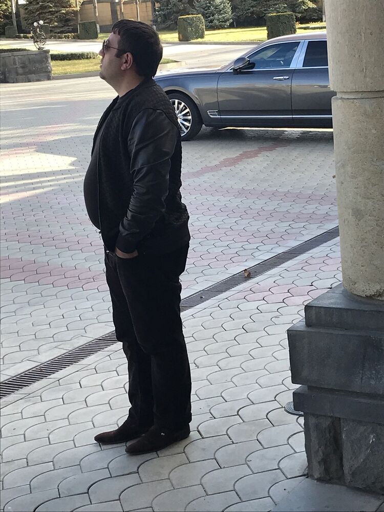  ,   Artur, 45 ,   , 