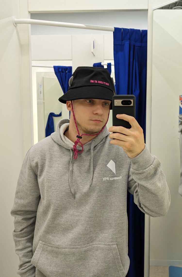  48743124  Aezakmi, 27 ,    