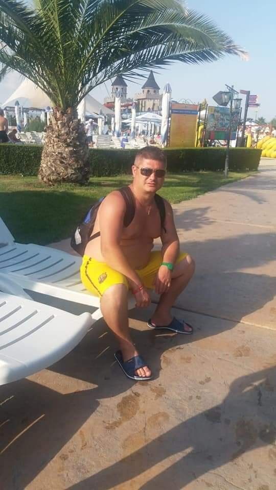  15139284  Rus, 37 ,    