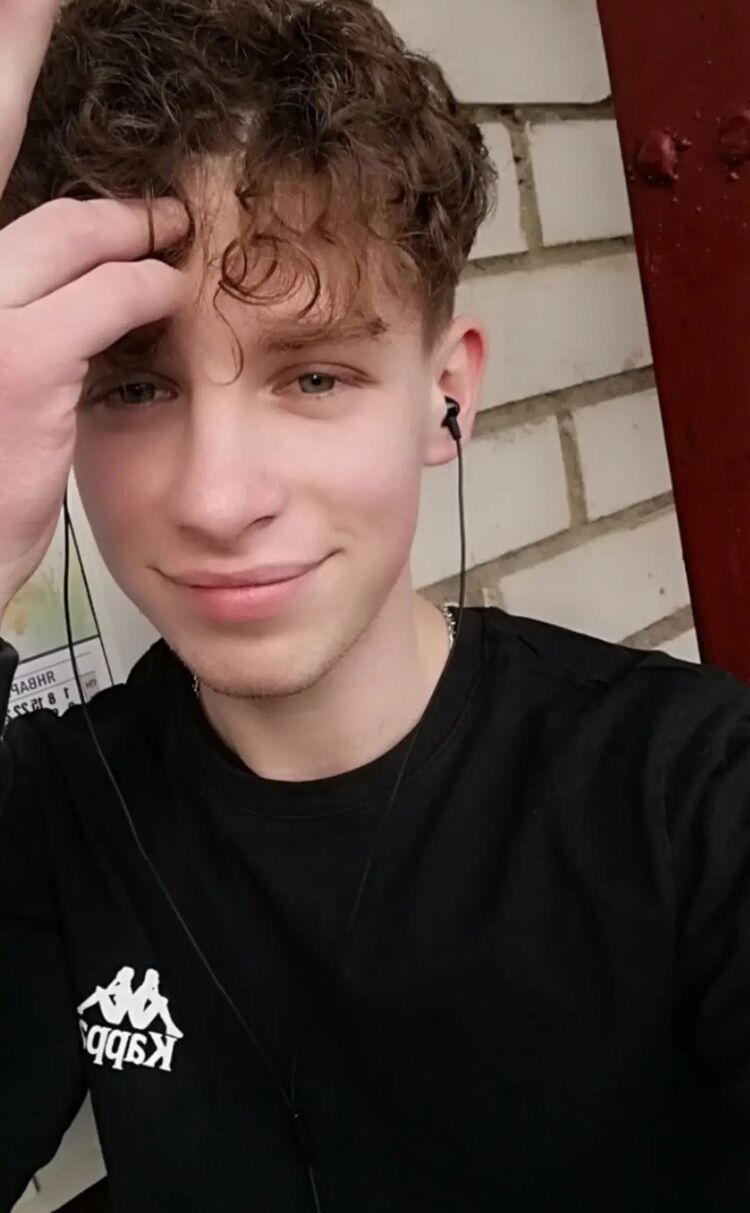 ���� 40950984 ����� �����, 21 ���, ���� ���������� � �������