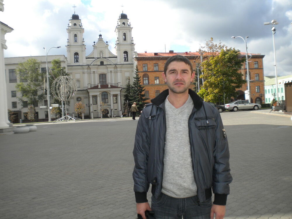  8436874  Stanislav, 42 ,    