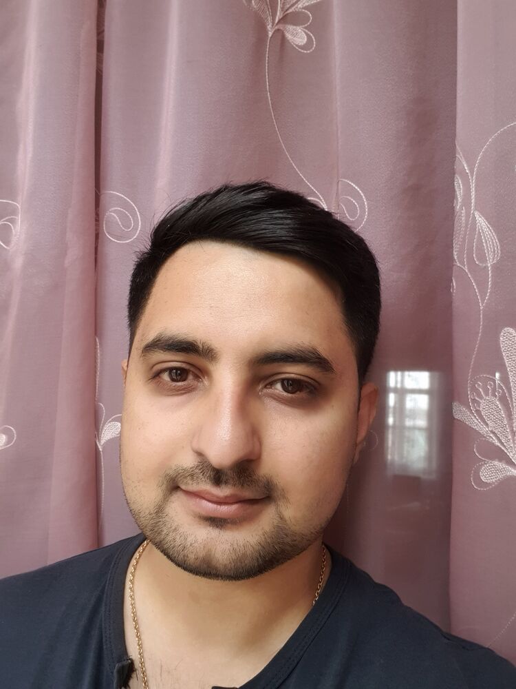  27151854  Alexander, 32 ,    