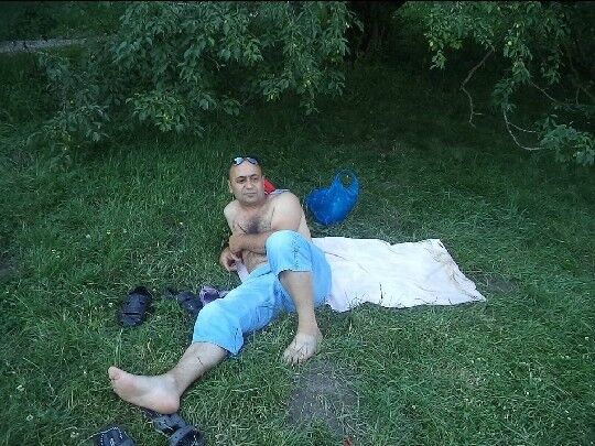  18899554  Artak, 51 ,    