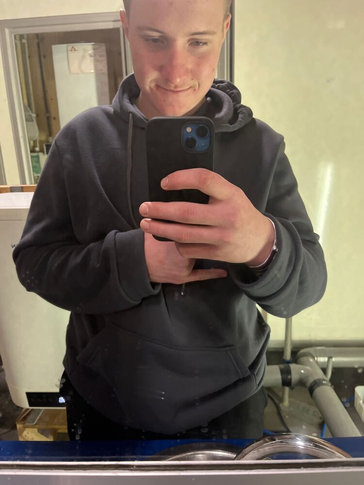 41239234  , 25 ,    
