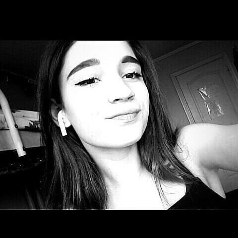  20437204  Alya, 24 ,    