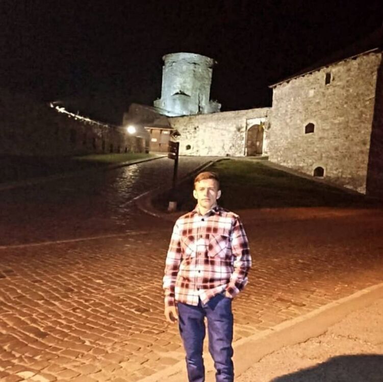  -,   , 24 ,   ,   