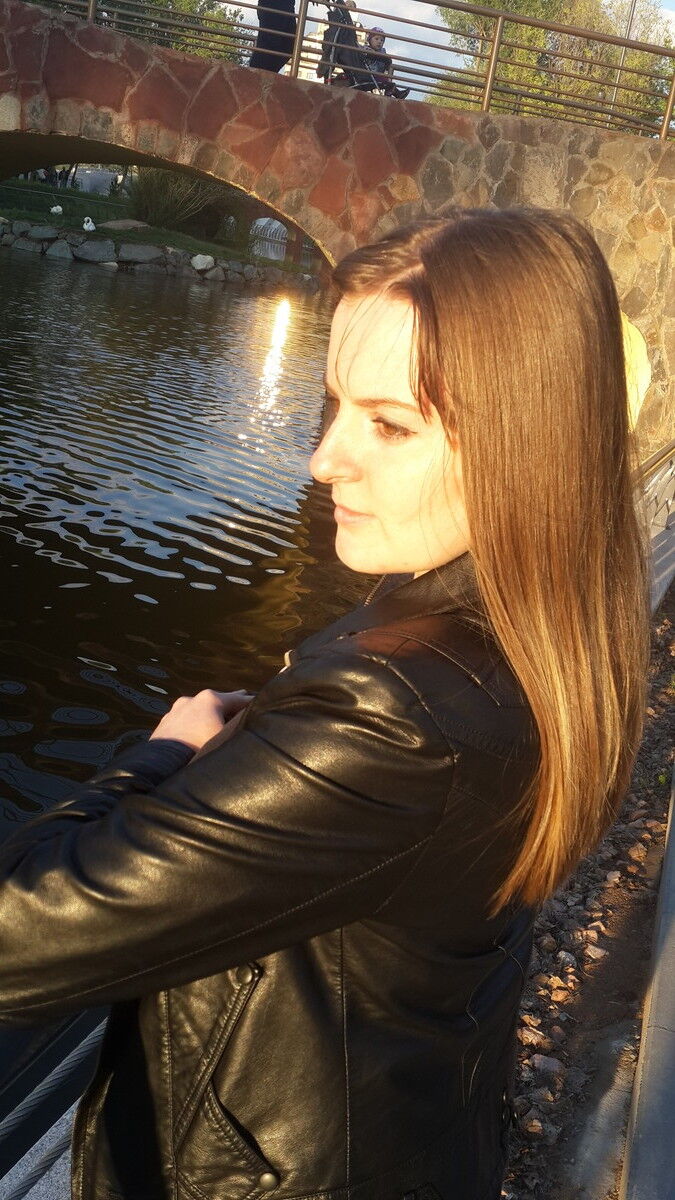  6678844  Viktoriya, 37 ,    