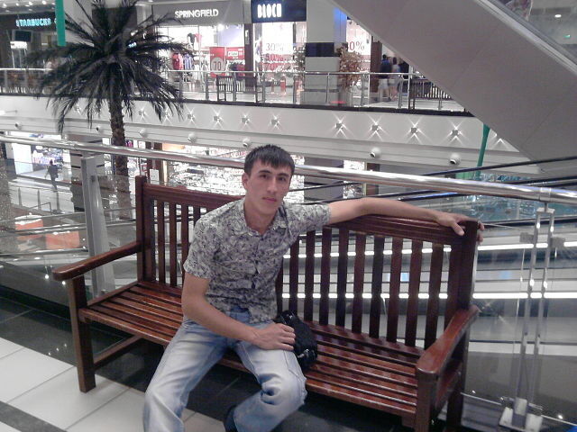  -,   Azamat, 36 ,   