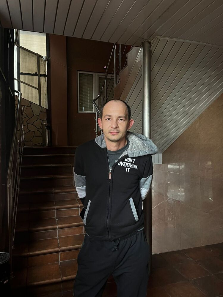  ,   Alexander, 37 ,  