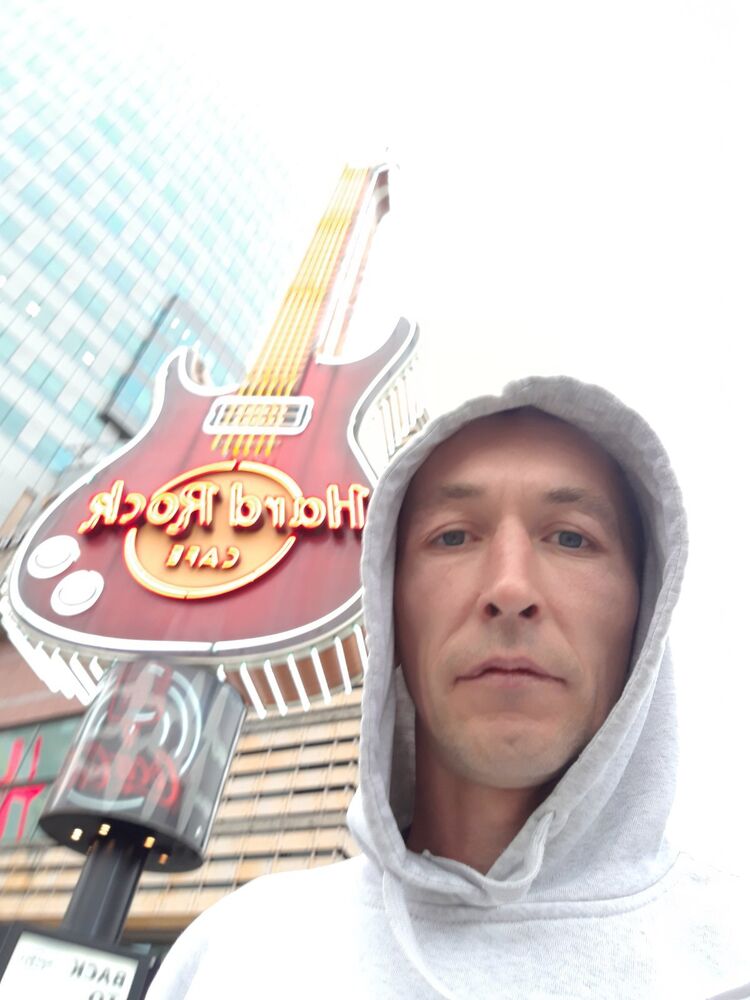  Annopol,   , 43 ,   ,   