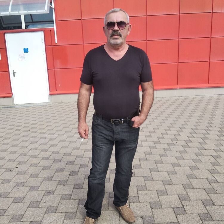  36755984  , 62 ,    
