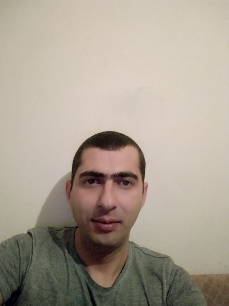  ,   Anar, 37 ,   ,   
