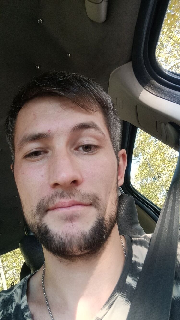  48226324  , 31 ,    
