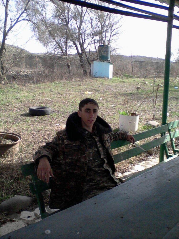  ,   Tirayr, 31 ,     , c , 