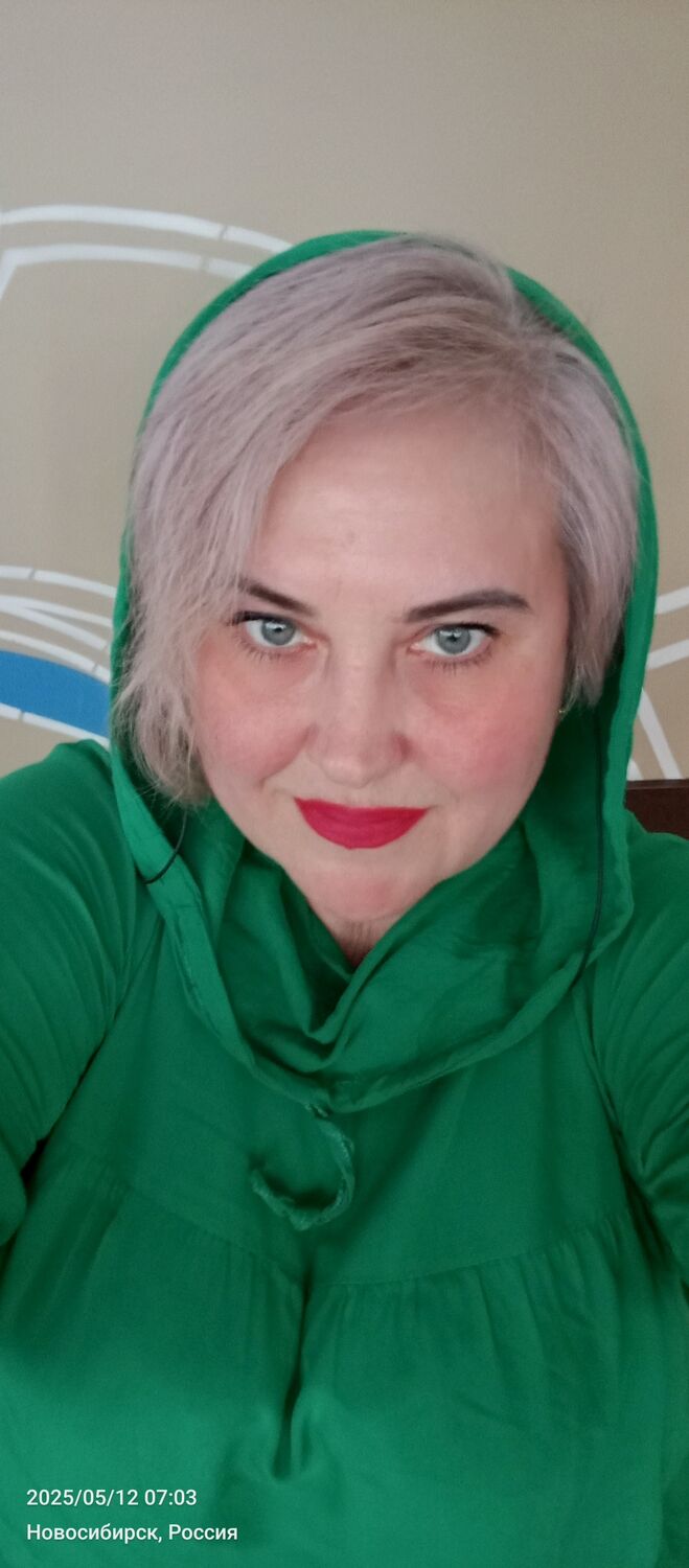  ,   Yulia, 49 ,   c 