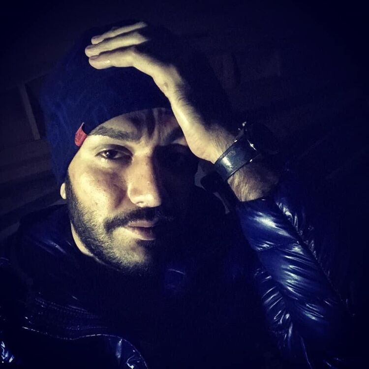  ,   Huseyin, 34 ,   ,   