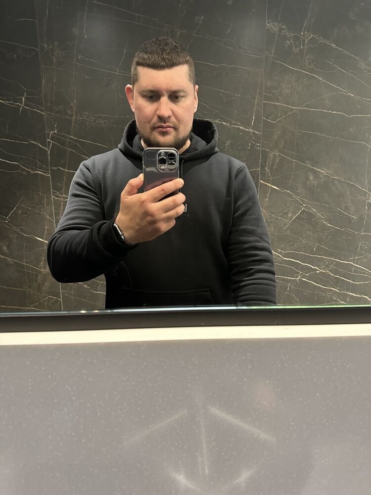  44047424  , 39 ,    