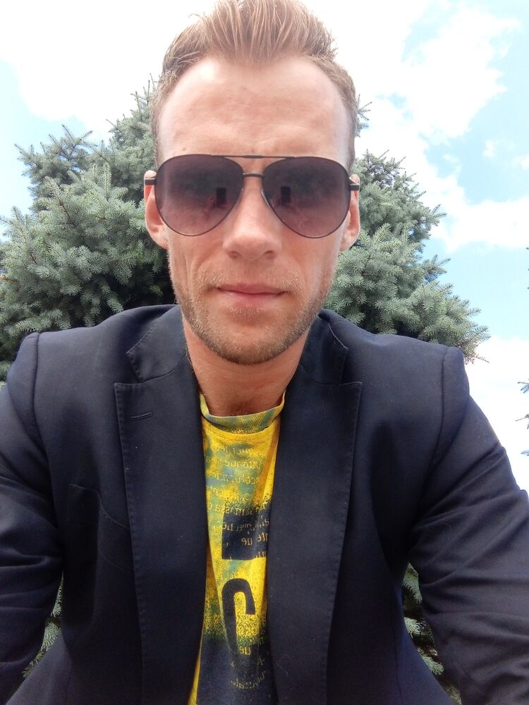  44504544  Nikolya, 38 ,    