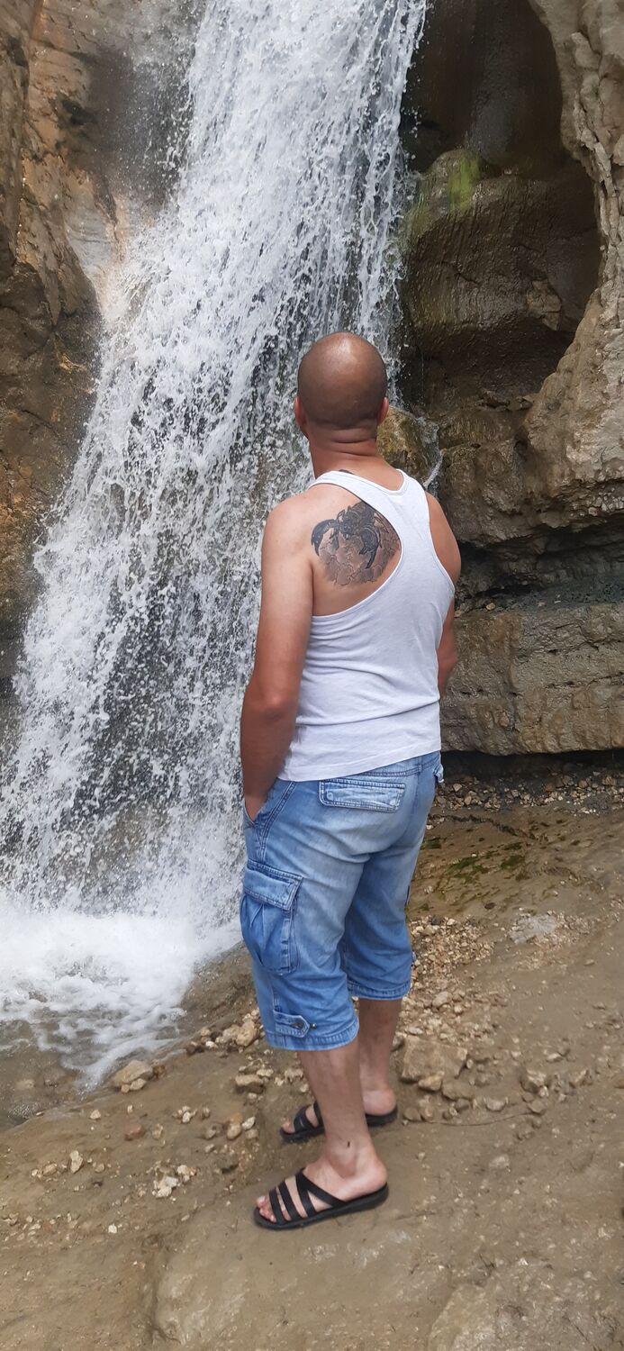  -,   , 42 ,     , c 