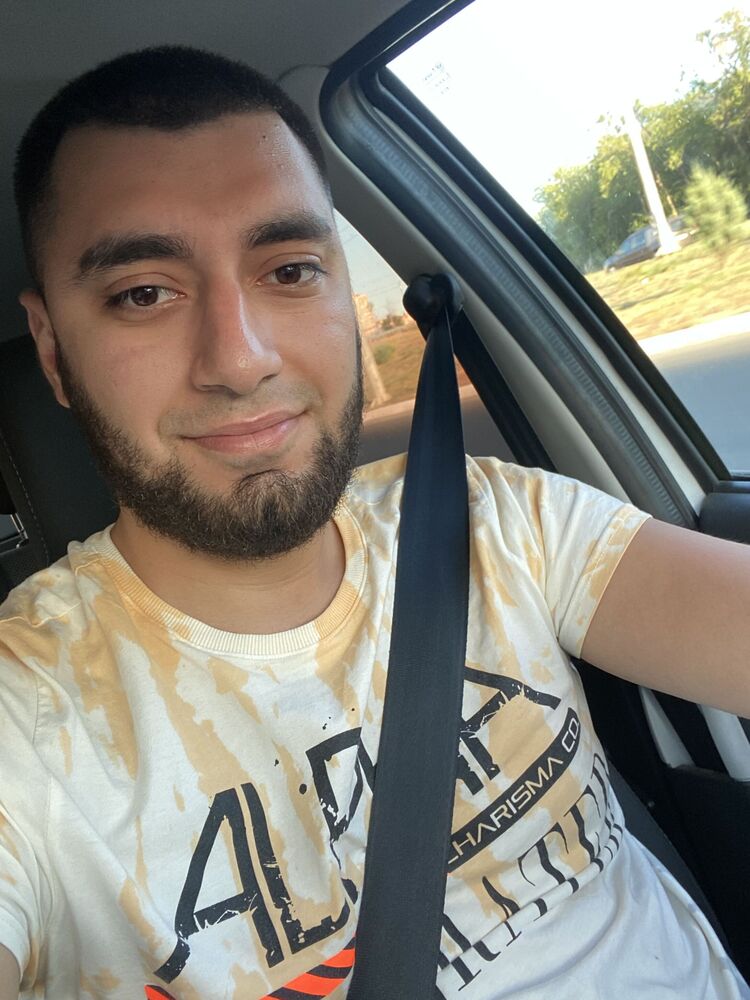  44864844  , 27 ,    