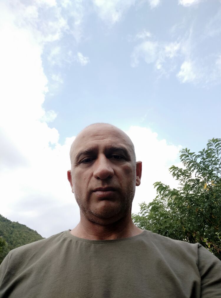  ,   Elsen, 46 ,   ,   
