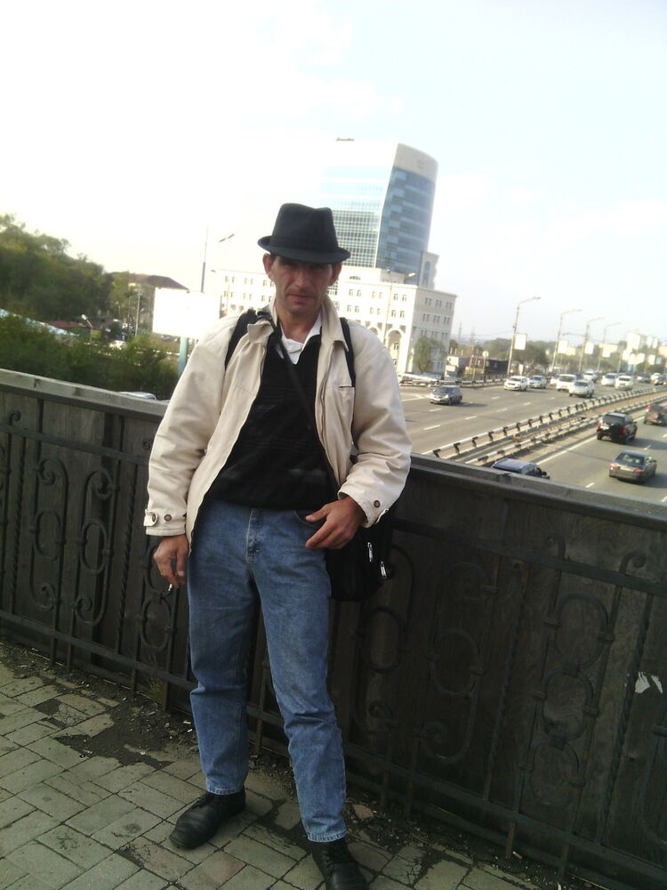  8291854  , 40 ,    